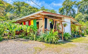 Colibri Ecolodge 3 Minutes Walk To Beach And Town